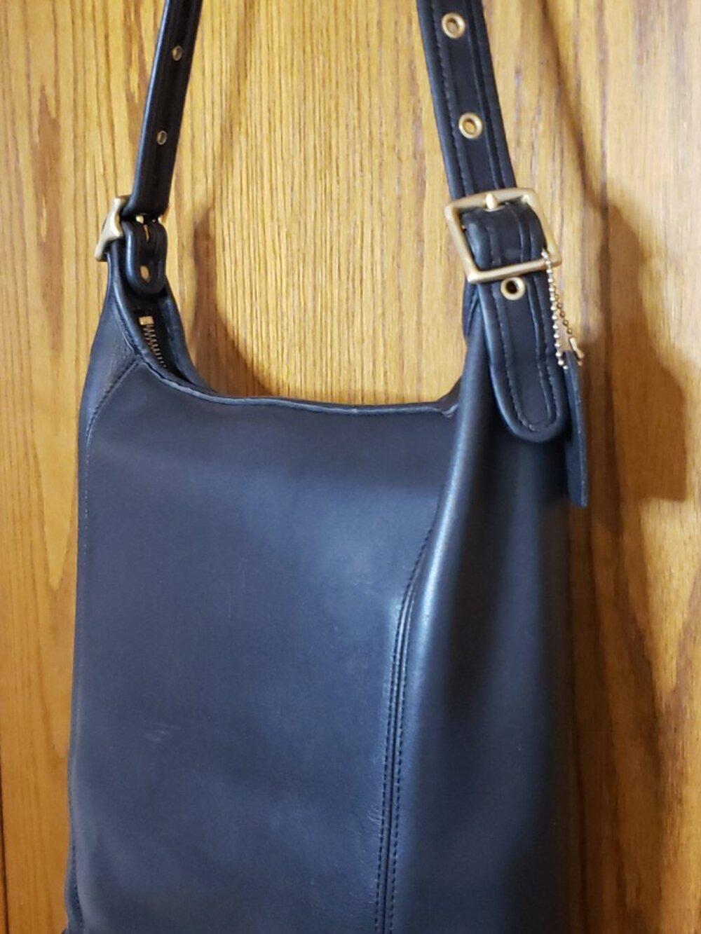 Vintage COACH Black Slim Duffel Sac Shoulder Crossbody Bag #9060